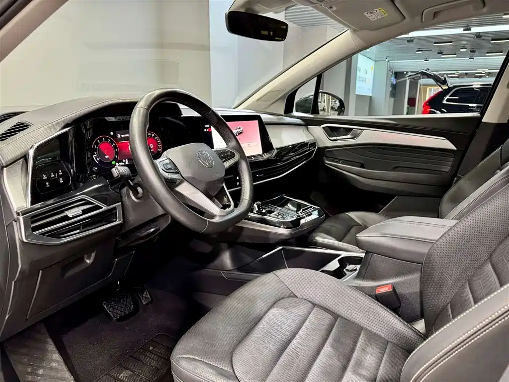 Volkswagen Talagon 2022 380TSI 4WD Luxury Premium Pro Edition 6-seater фото 25