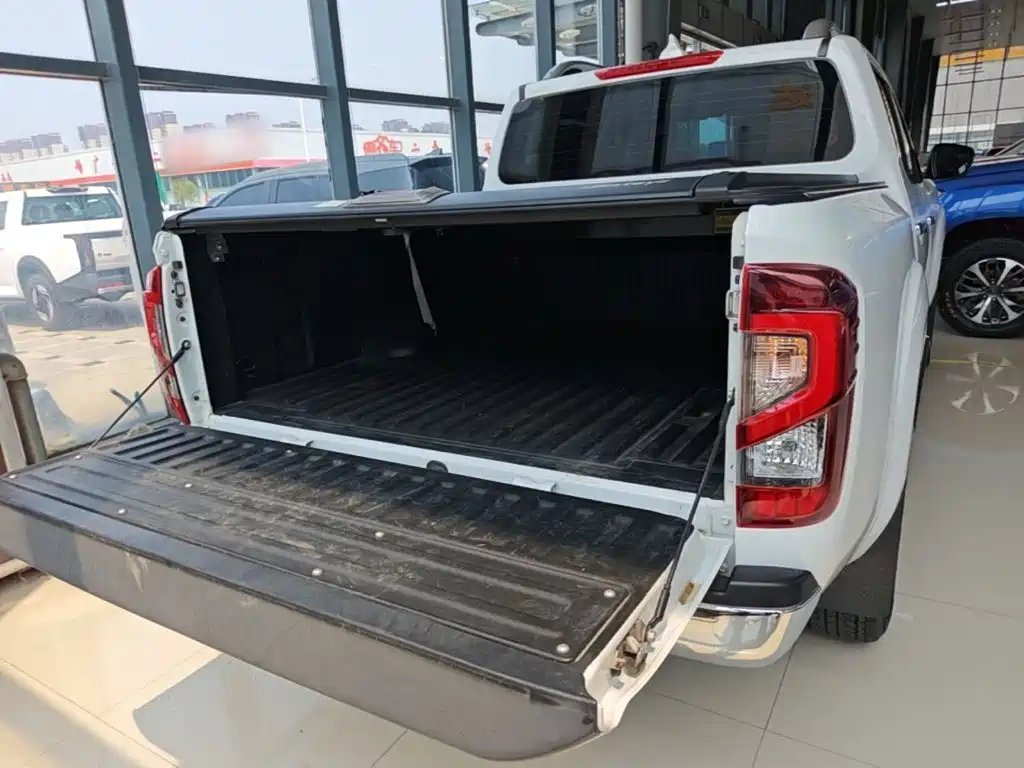 Nissan Navara, миниатюра 19