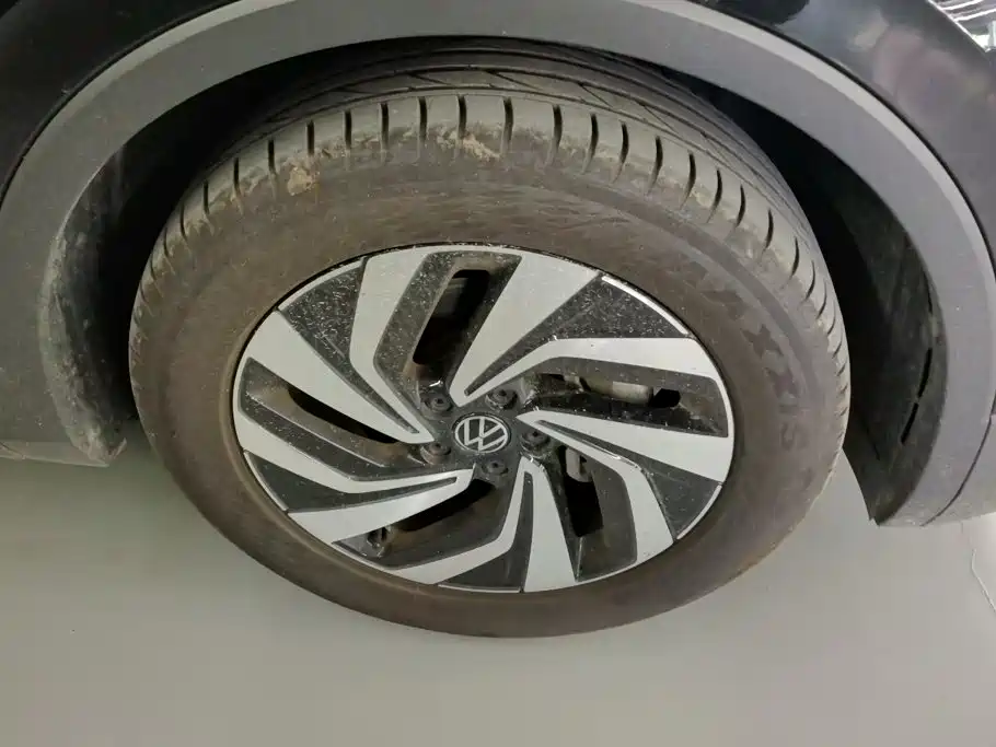 Volkswagen Tiguan L 2025 2025 Model 300TSI Auto 2WD Dragon Edition