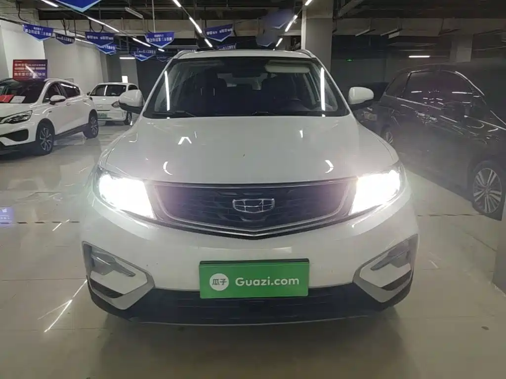 Фото 3 - Geely Boyue