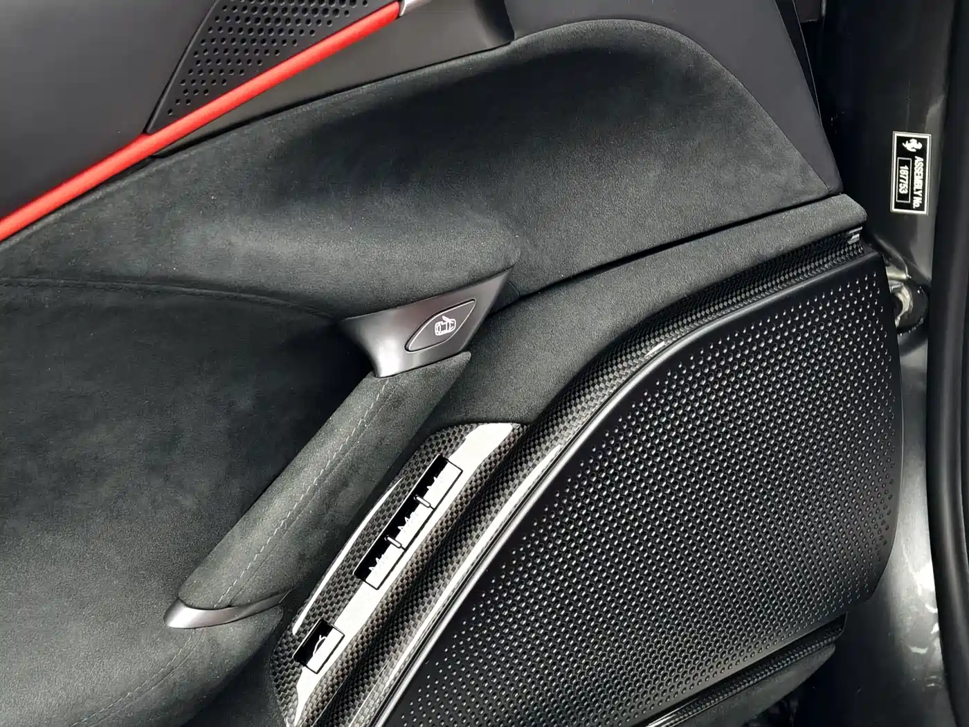 Ferrari Roma 2021 2020 3.9T V8