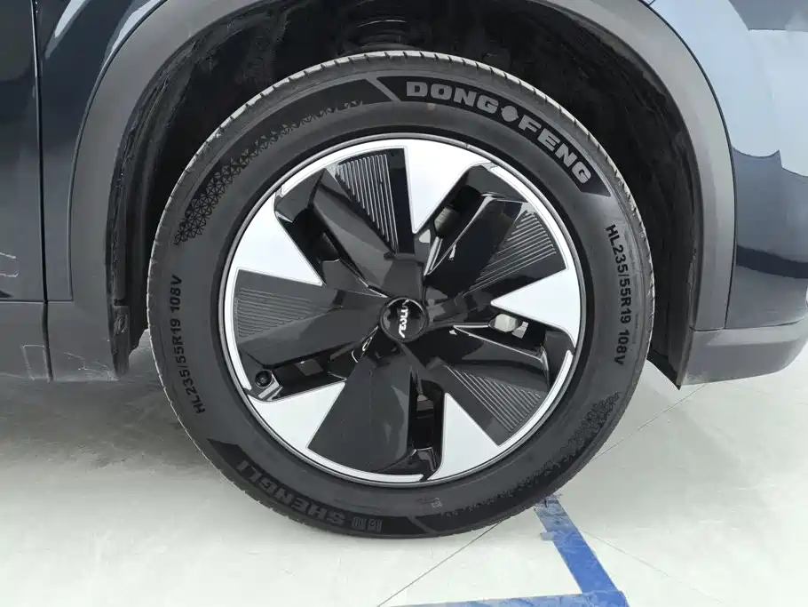 Dongfeng Aeolus Dongfeng Fengshen L7 2024 2024 205 Plus
