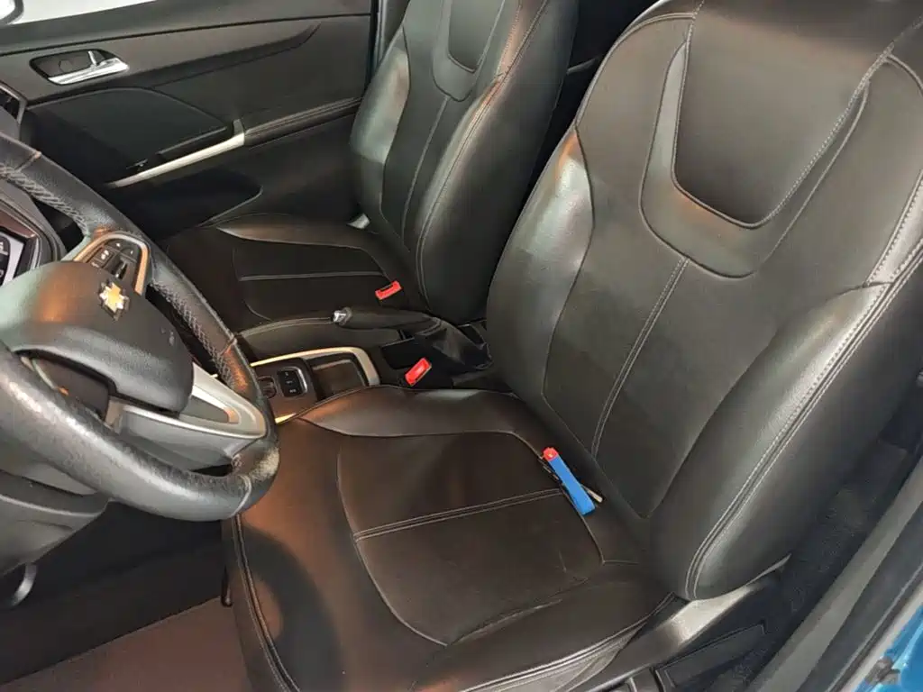 Chevrolet Lova RV 2016 2016 1.5L Automatic Fun Edition