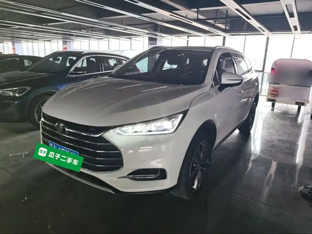 BYD Tang 2019 2018 2.0T Automatic Smart Connection Honor Edition 7-Seater China V