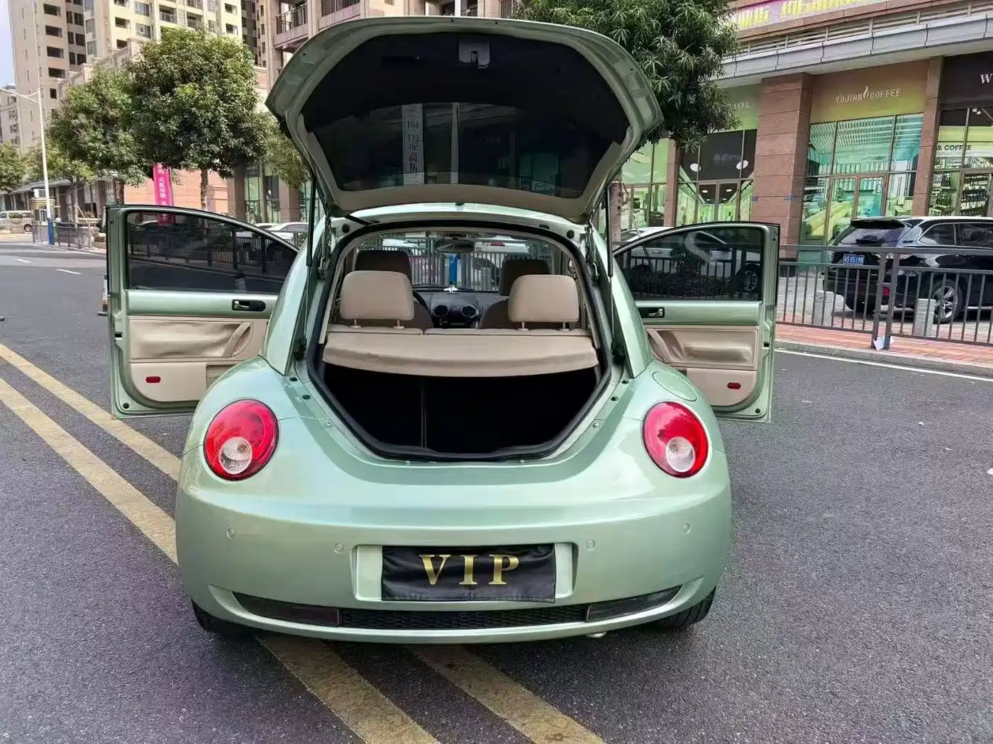 Volkswagen Beetle 2006 2006 Model 2.0 Luxury Edition