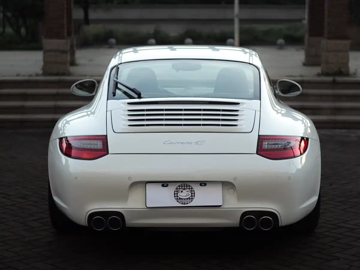 Porsche 911 2010 Carrera 3.6L фото 3