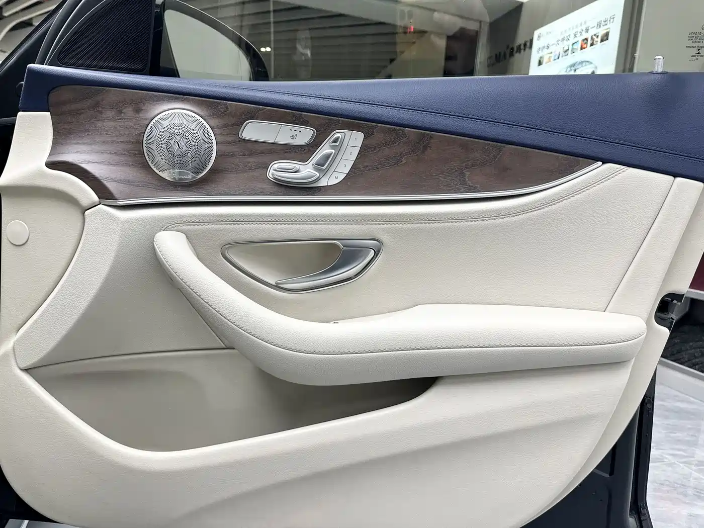 Mercedes-Benz E-Class 2022 Facelift E 300 L Luxury Style фото 26