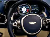 Фото 11 - Aston Martin DB11