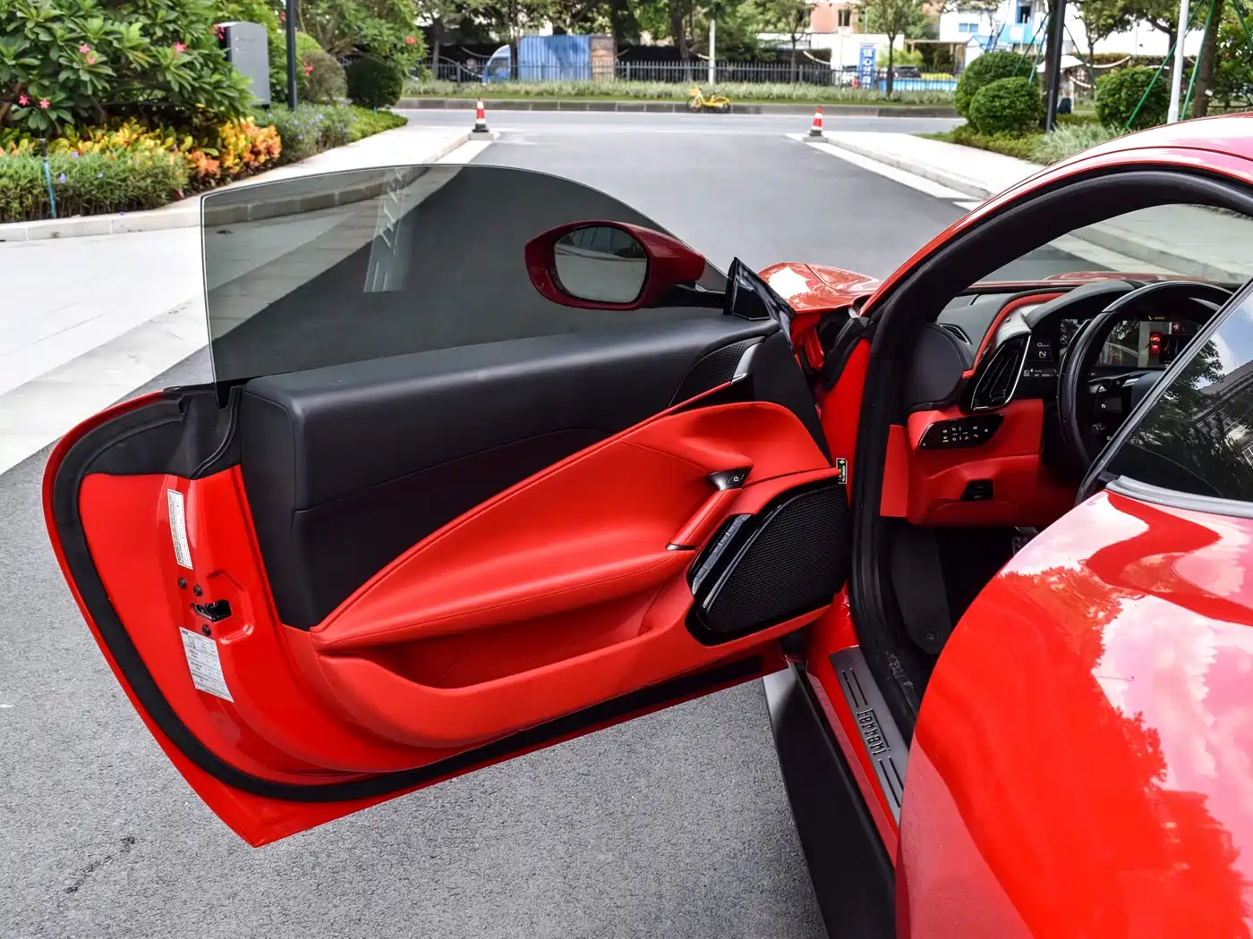 Ferrari Roma 2021 2020 3.9T V8