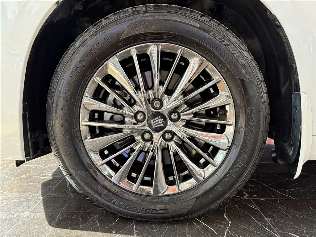 Toyota Vellfire 2021 Crown Hybrid 2.5L HV Premium Edition фото 8