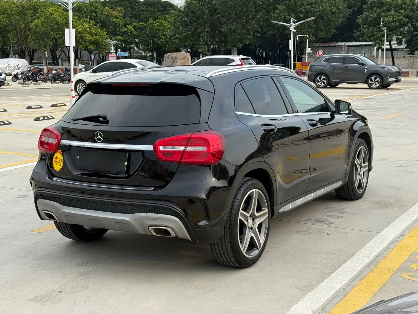 Mercedes-Benz GLA 2015 2015 GLA 260 4MATIC Sport