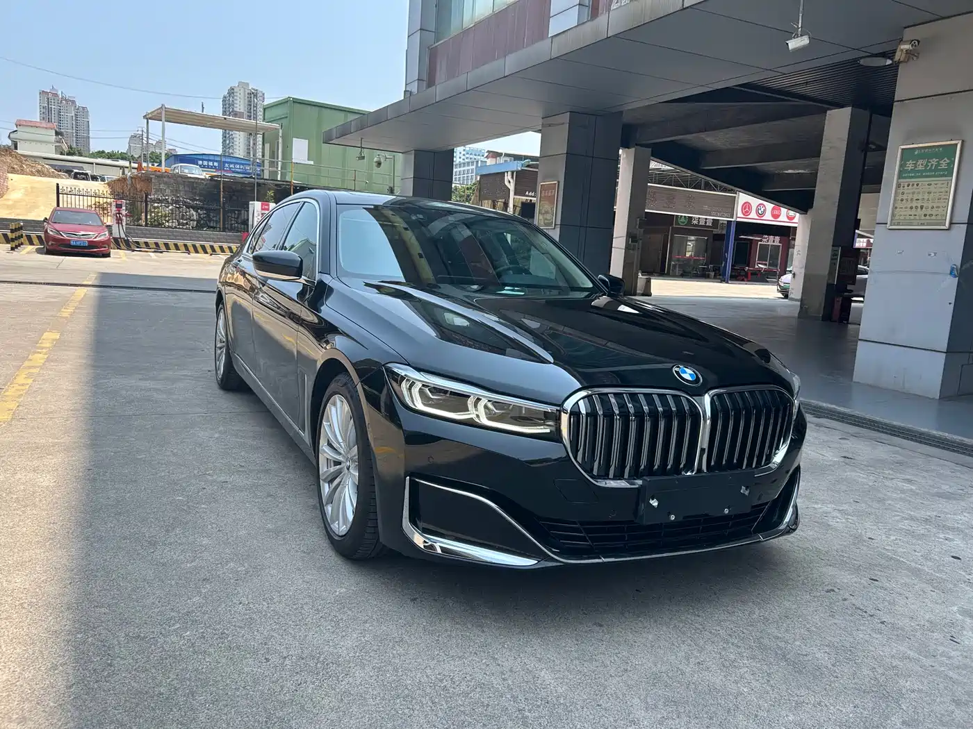 BMW 7 SERIES