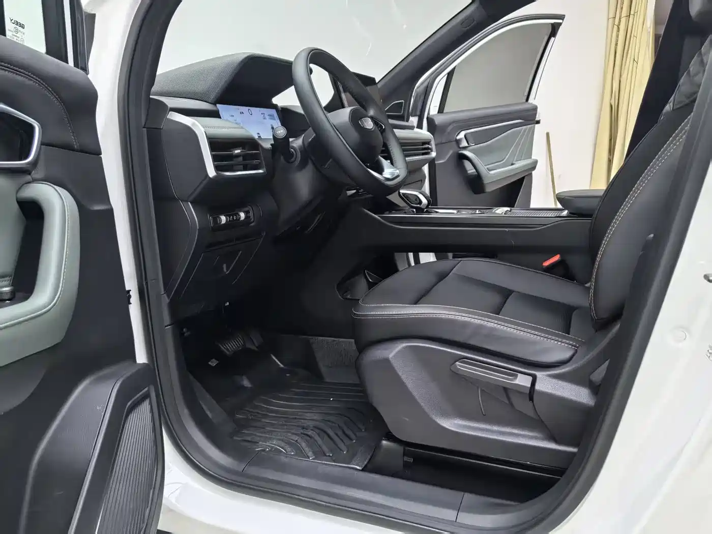 GEELY AUTOMOBILE HAOYUE L