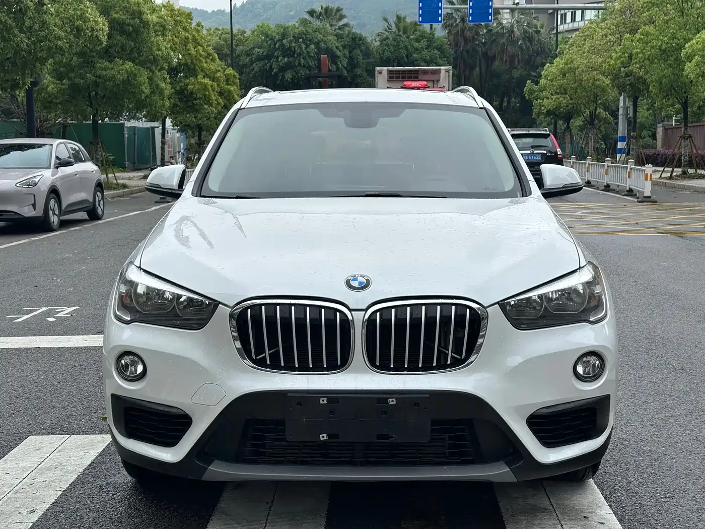 BMW X1 2016 sDrive18Li Fashion Model фото 2