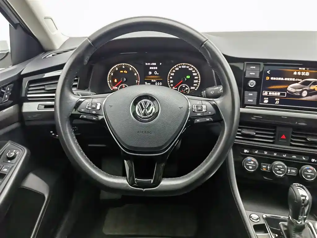 Volkswagen Bora 2019 Facelift 280TSI DSG Luxury China VI фото 11