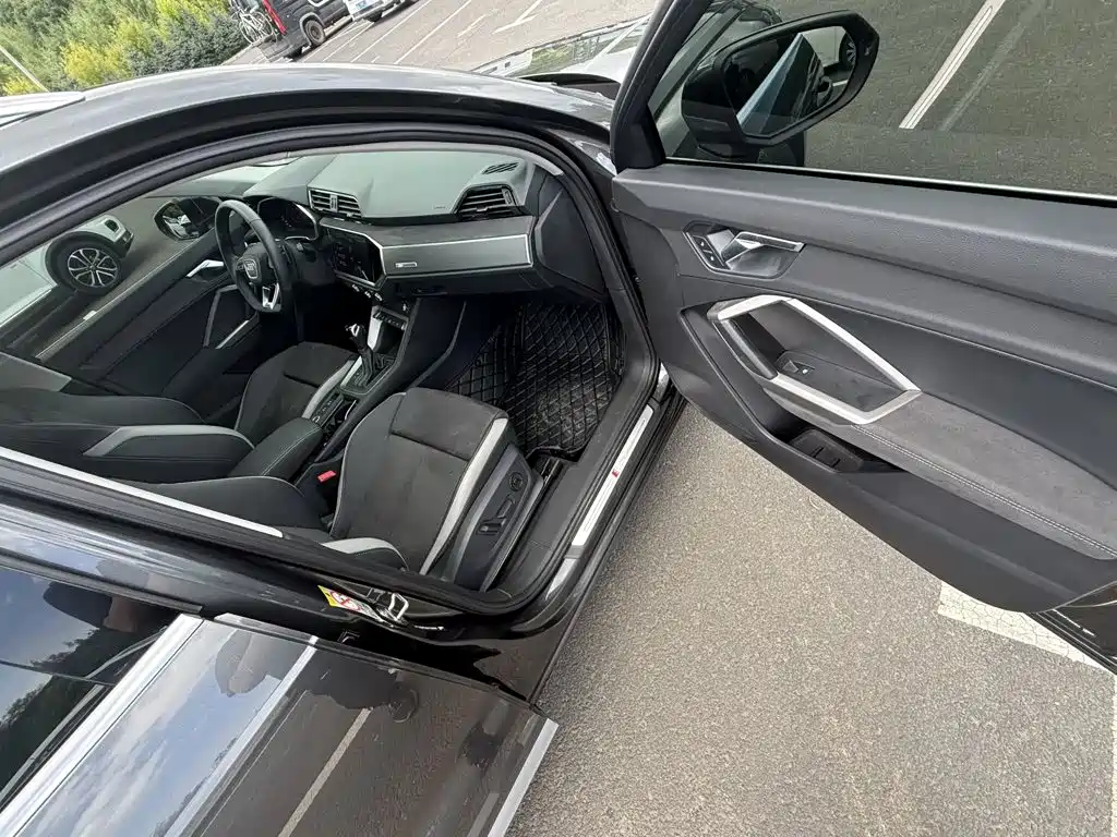 Audi Q3, миниатюра 11