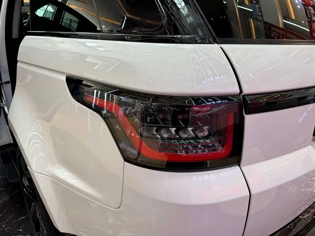 Land Rover Range Rover Sport 2020 3.0 L6 HSE DYNAMIC фото 6