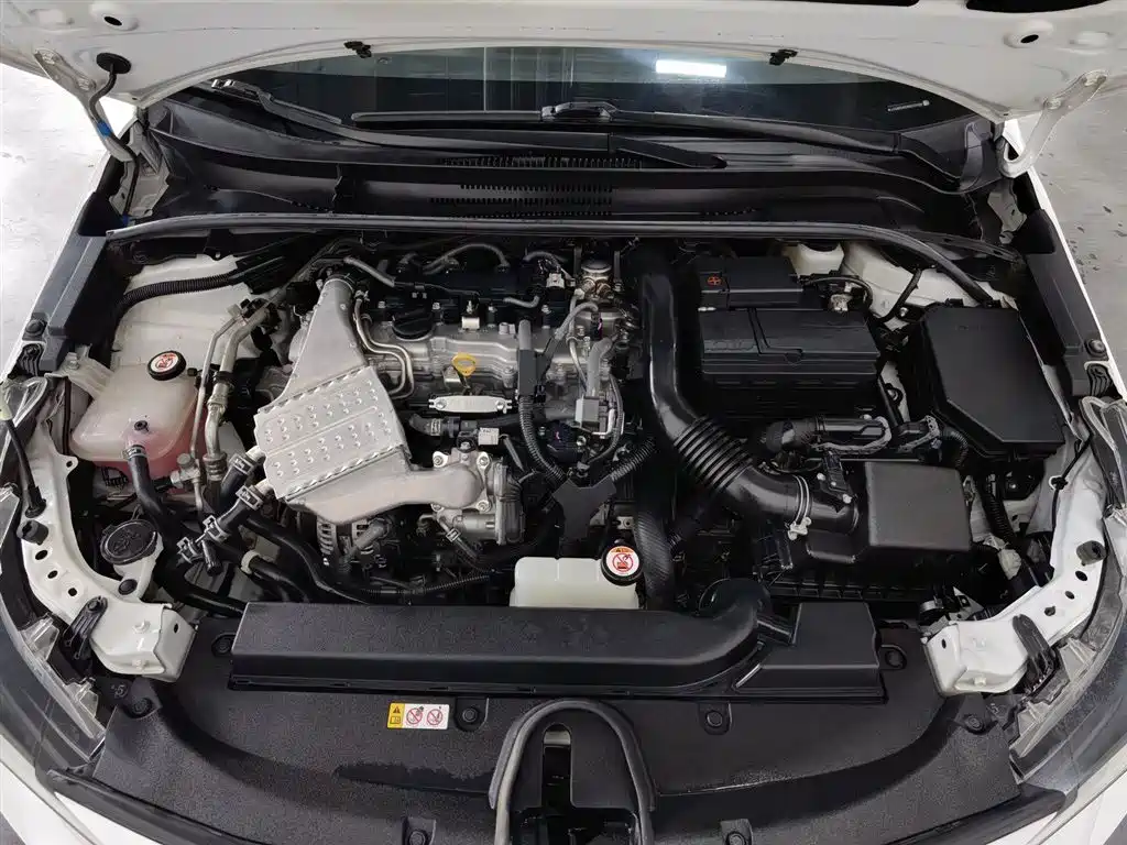 Toyota Levin 2022 185T CVT Luxury Edition фото 6