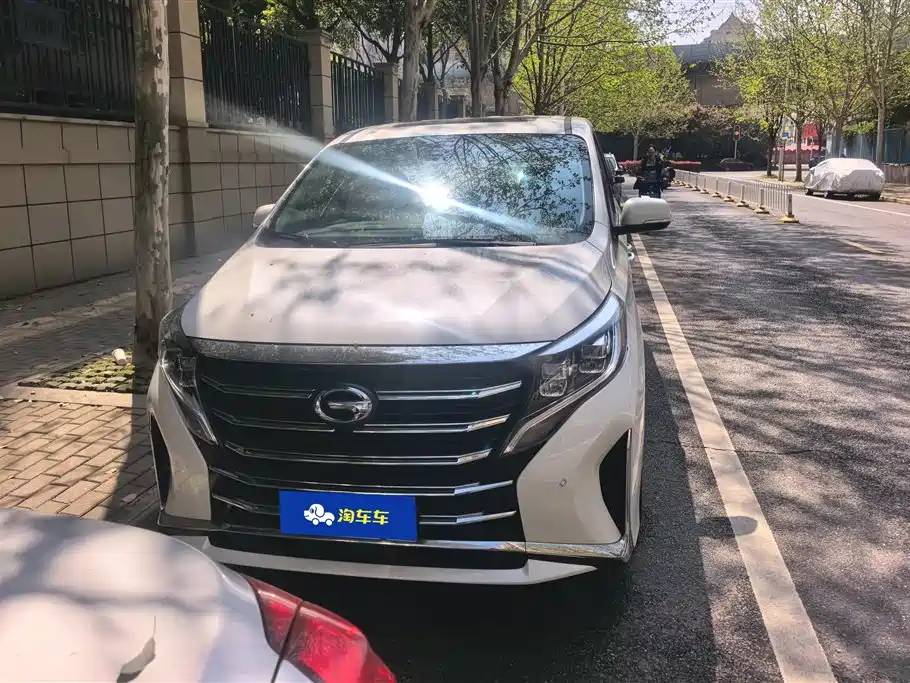 GAC TRUMPCHI M8
