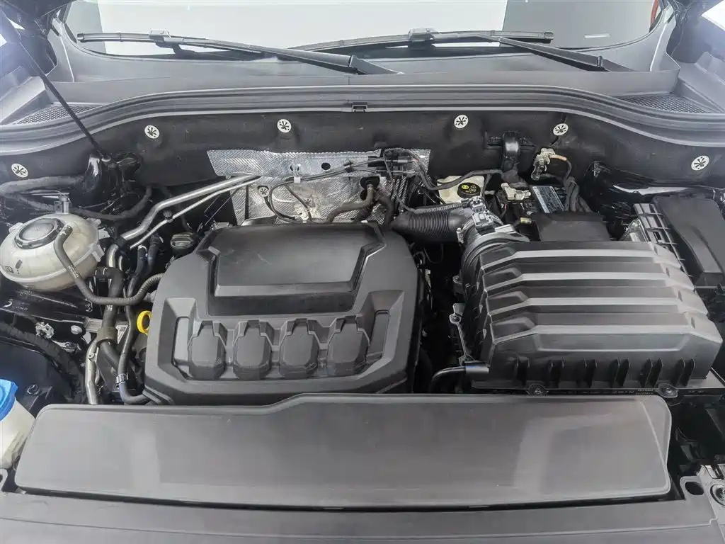 Volkswagen Teramont 2023 Teramont X 330TSI 2WD Luxury фото 6