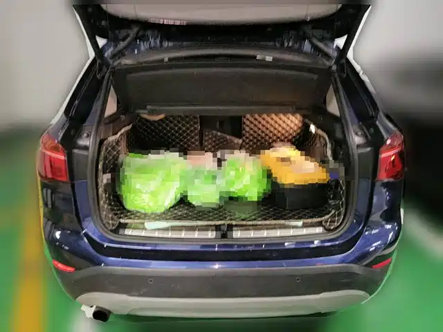 BMW X1 2016 sDrive18Li Fashion Model — фото 5