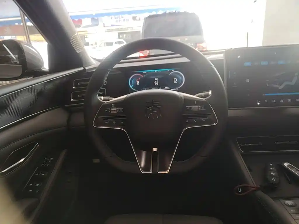 BYD Qin L 2024 2024 DM-i 120KM Leading