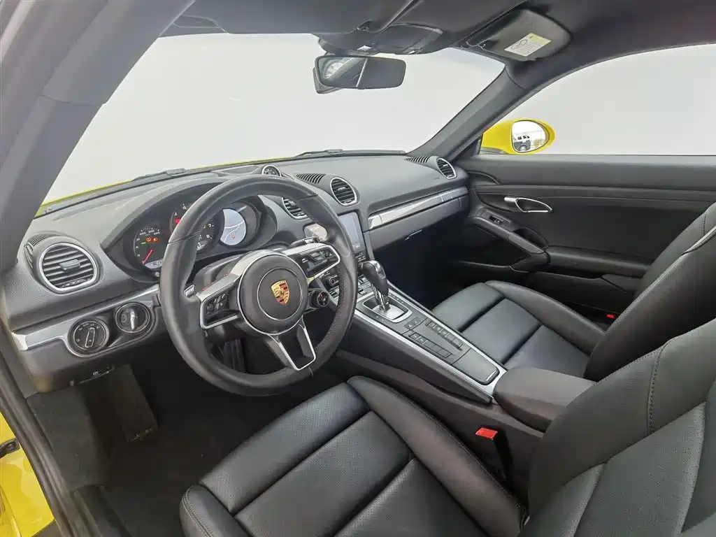 Porsche 718 2022 Cayman 2.0T фото 5