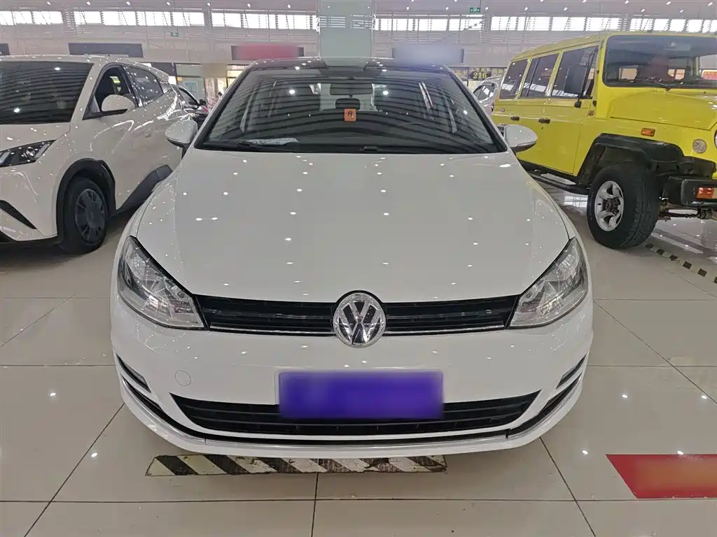 Volkswagen Golf 2016 1.6L Automatic Comfort фото 3