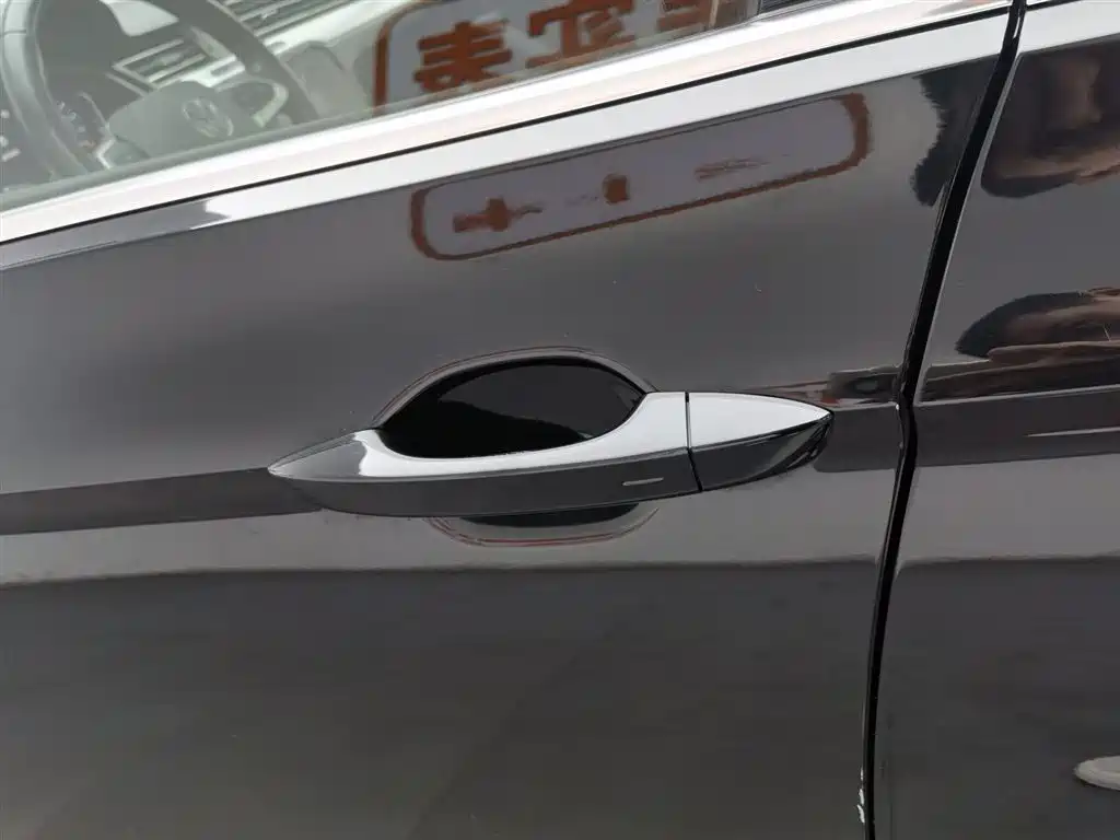 Volkswagen Magotan GTE Plug-in Hybrid 2022 GTE Premium фото 18