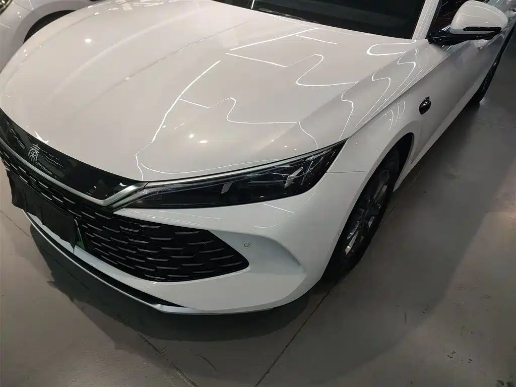 BYD Qin L 2025 DM-i Smart Drive Edition 80KM Leading фото 24