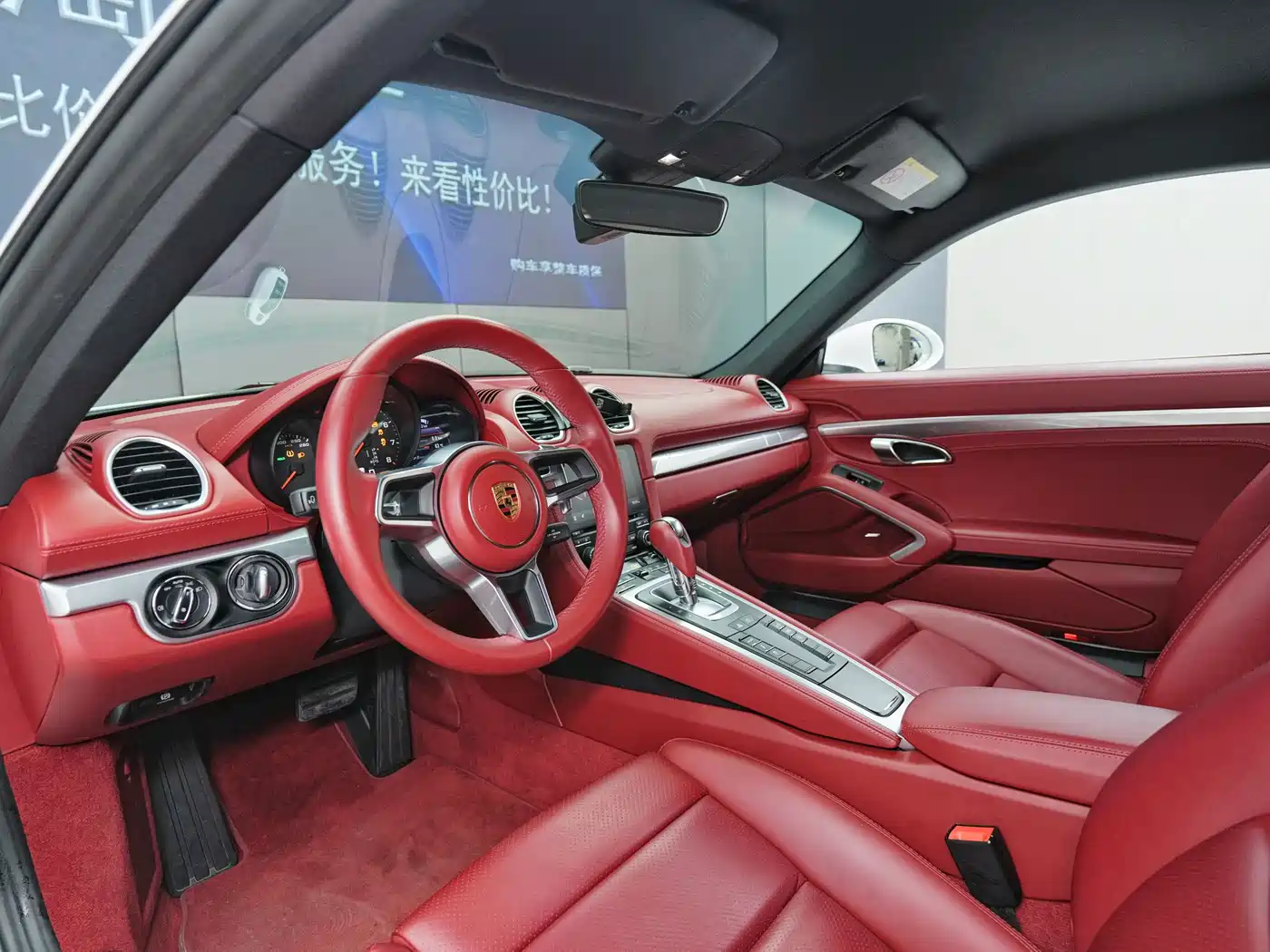 Porsche 718 2020 Cayman 2.0T фото 6