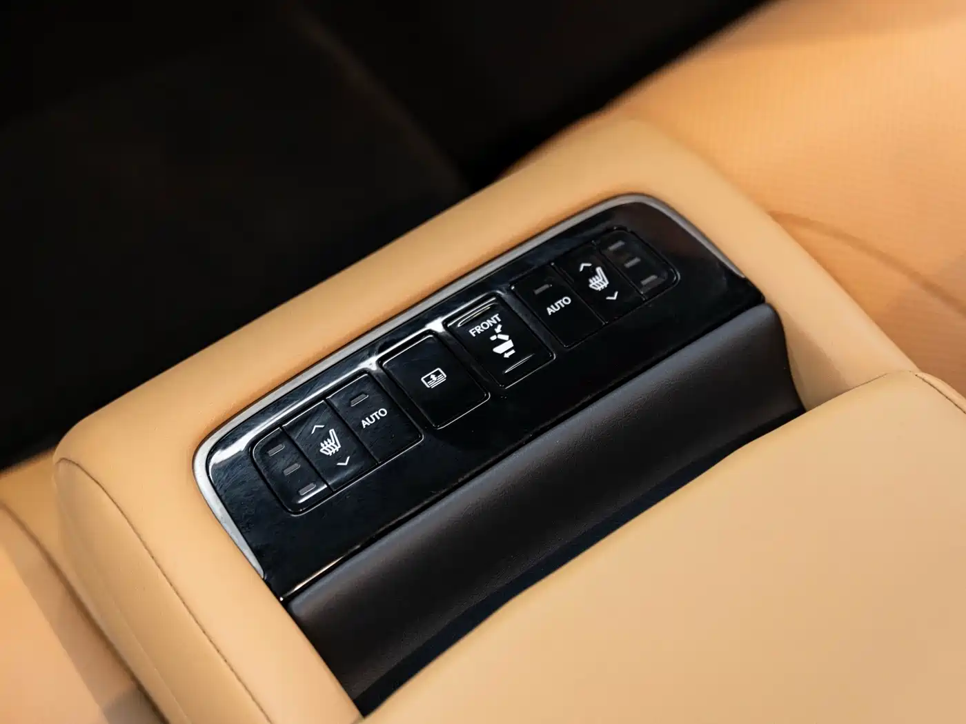 Lexus LS 2023 2021 500h Excellence Edition