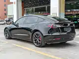 Фото 4 - Tesla Model 3