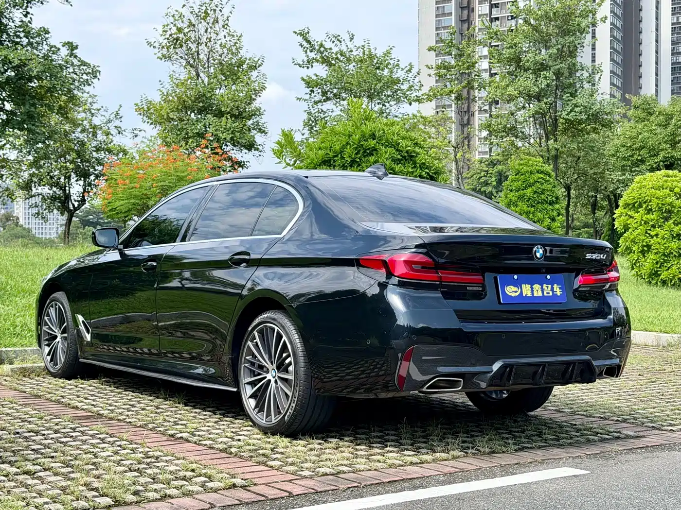 Photo 7 - BMW 5 Series