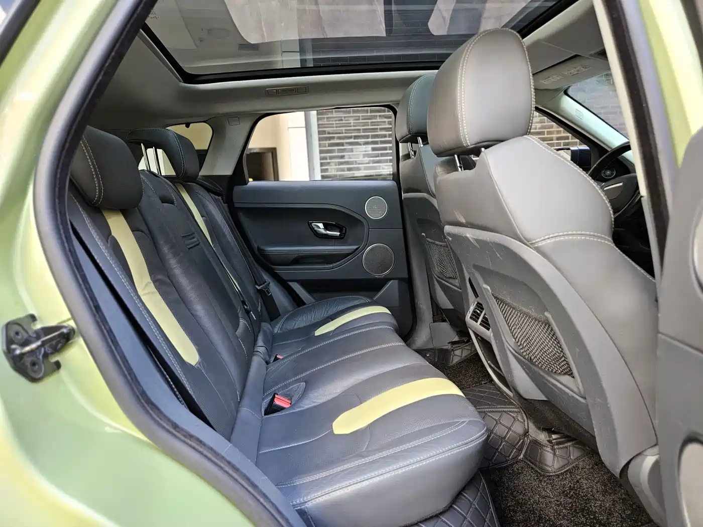 Land Rover Range Rover Evoque (Import) 2013 2013 2.0T 5-door Dynamic Edition