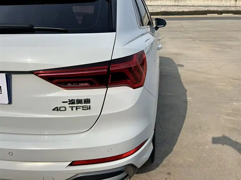 Audi Q3 2019 40 TFSI Fashion Dynamic фото 10