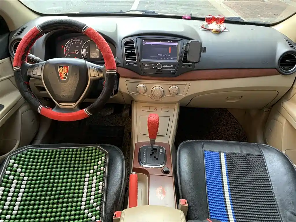 Фото 8 - Roewe 350