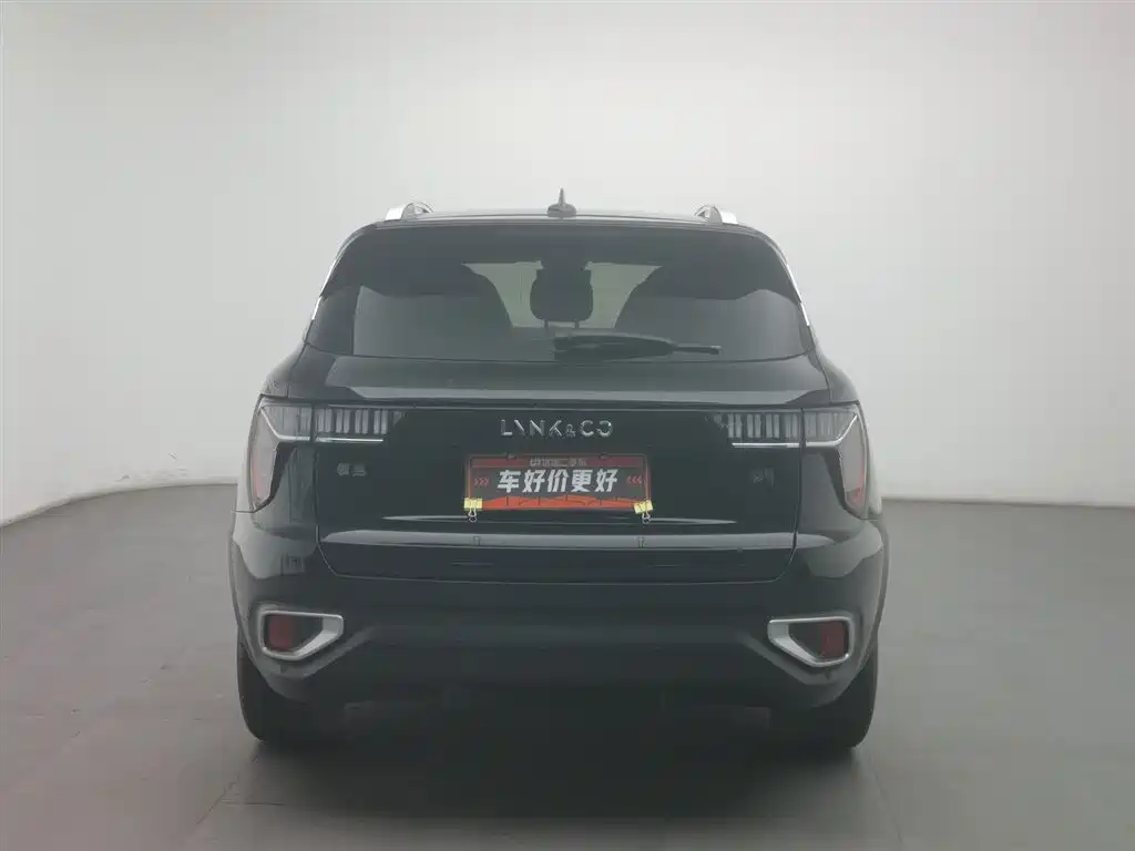 Lynk & Co 01 2017 2.0T 2WD Pro Version фото 4