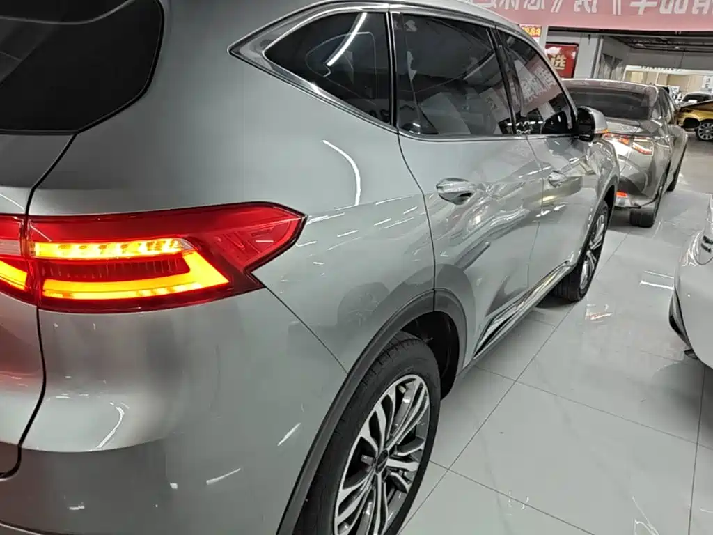 Фото 7 - Haval F7