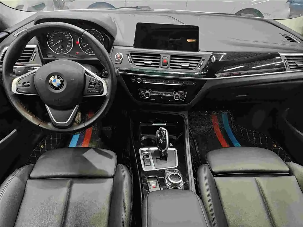 BMW 1 Series 2017 118i Design Package фото 7