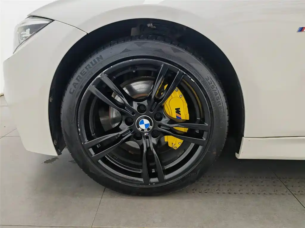 BMW 3 Series 2019 320i M Sport Package фото 17