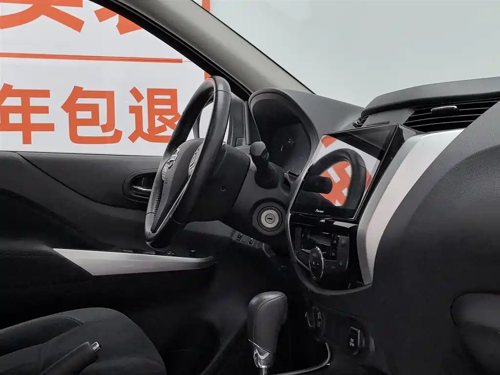 Nissan Navara 2017 Model 2.5L Automatic 4WD Luxury QR25 фото 22