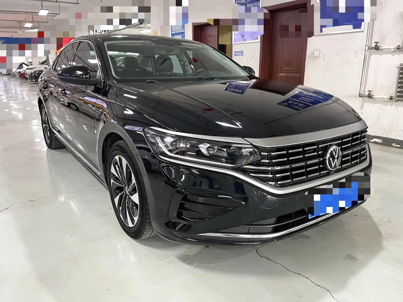 VOLKSWAGEN PASSAT
