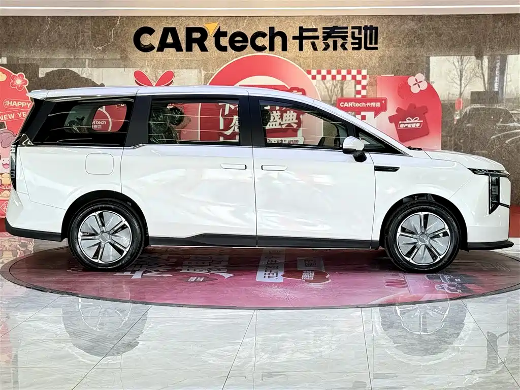 SAIC Maxus Dajia 7 2024 Facelift Super Hybrid Long Range Enjoyment Edition фото 4