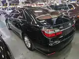 Фото 5 - Toyota Camry
