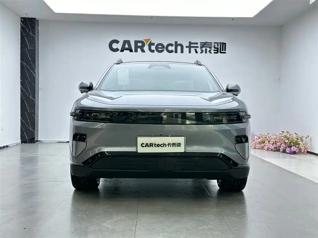 CHANGAN E07