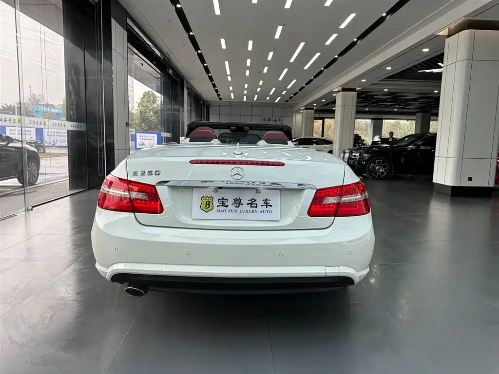 Mercedes-Benz E-Class (Import) 2011 E 260 CGI Convertible фото 6