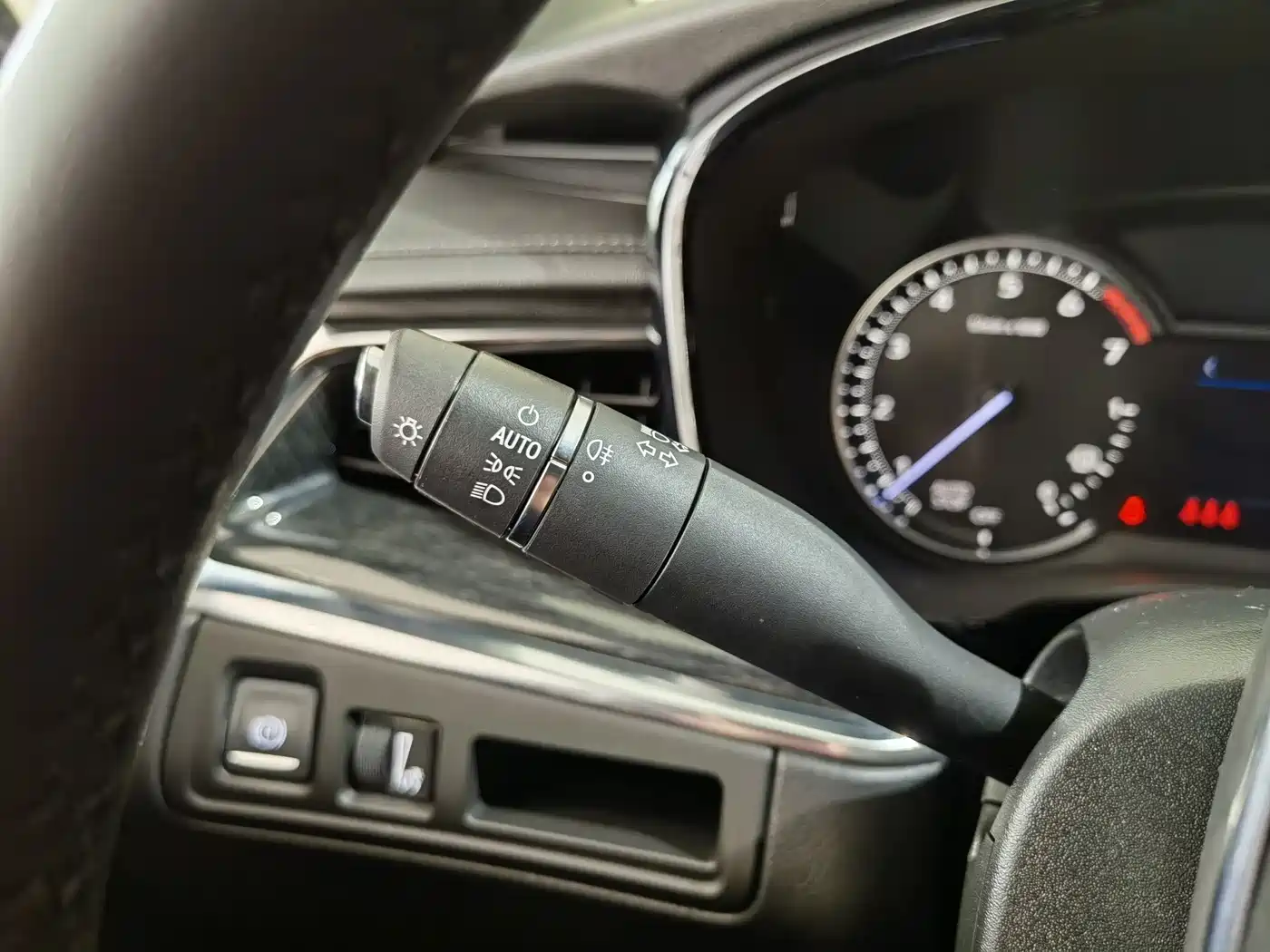 Cadillac XT5 2020 28T AWD Luxury Model фото 7