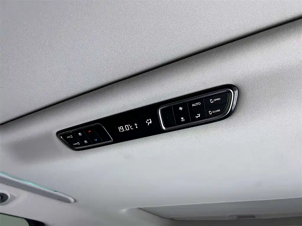 GAC Trumpchi Trumpchi M8 2024 Master Series 400T Ultimate Edition фото 26