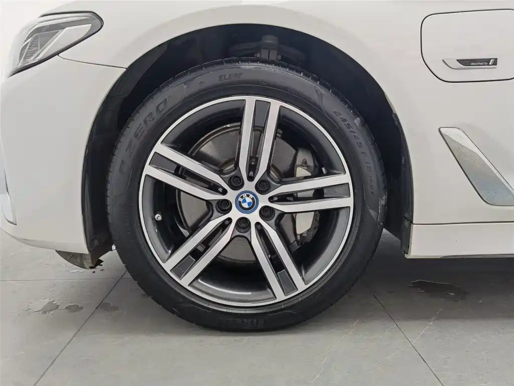 BMW 5 Series New Energy 2022 Facelift 535Le Luxury Package фото 17